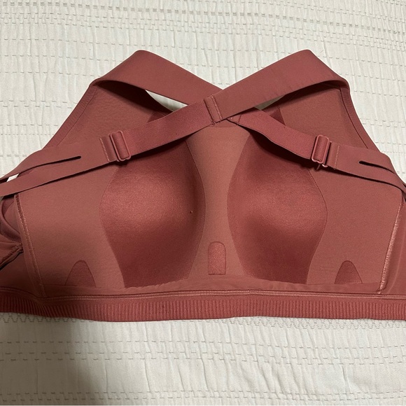 Pink Lulu lemon bra - Picture 3 of 4